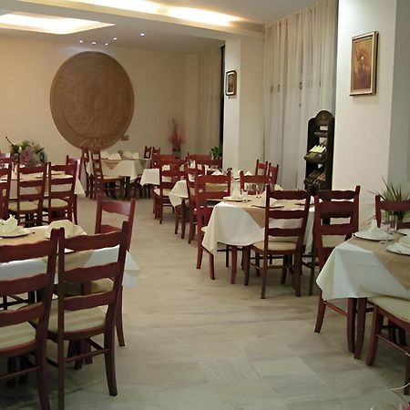 Dafovska Hotel Pamporovo Eksteriør bilde
