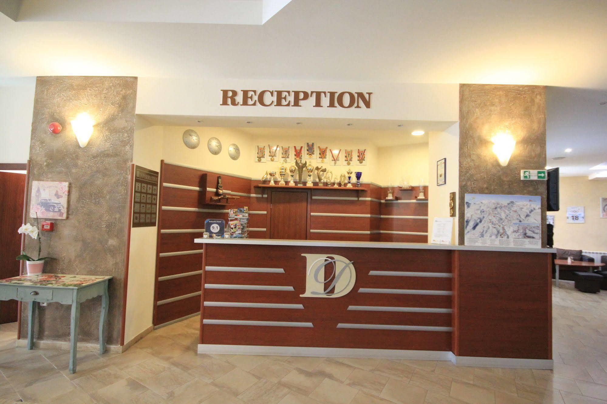Dafovska Hotel Pamporovo Eksteriør bilde